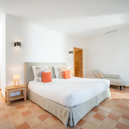 Casa de Férias Relais Du Vieux Sauvaire Le Lavandou