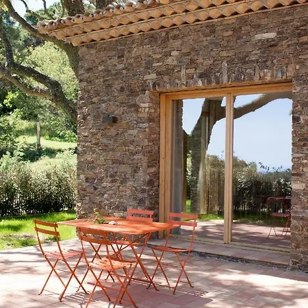 Relais Du Vieux Sauvaire Vakantiehuis *